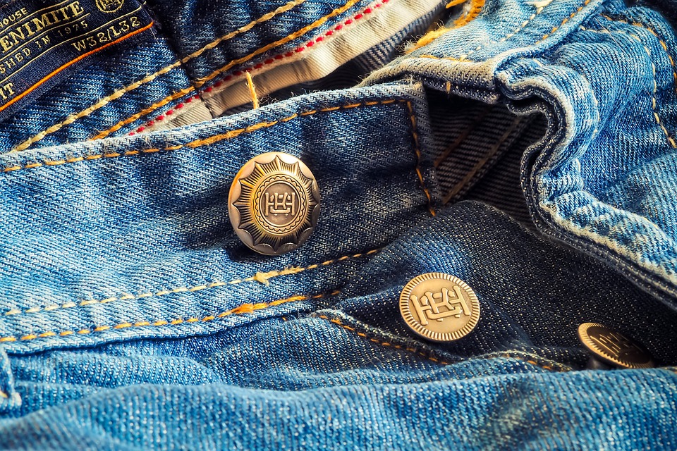 types of buttons on jeans