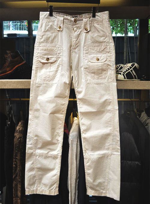 cargo jeans with chain